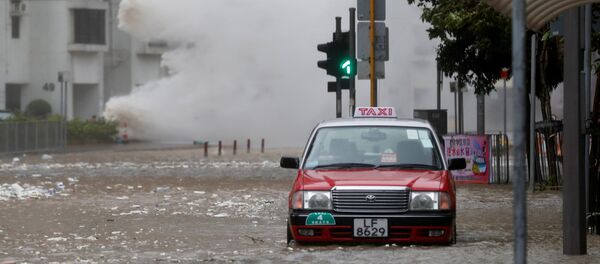 Мощнейший тайфун Hato обрушился на юг Китая - Sputnik Беларусь