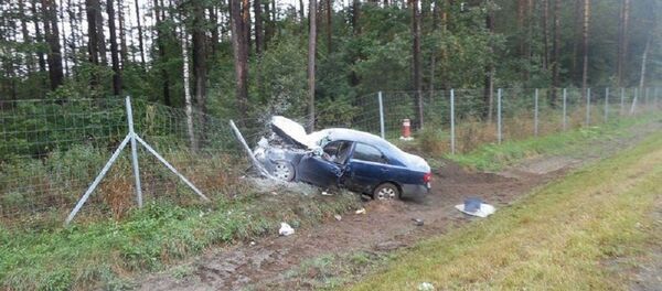 Автомобиль съехал в кювет в Жлобинском районе - Sputnik Беларусь