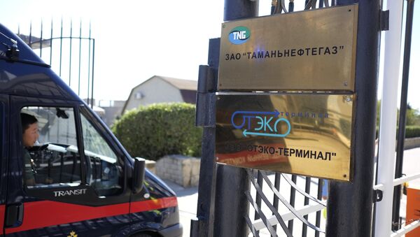 На Кубани автобус с рабочими упал в море - Sputnik Беларусь