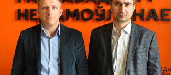 Дырэктар кампаніі Універсальны страхавы брокер Ігар Барташэвіч і кіраўнік партнёр адвакацкага бюро Леў, Шарстнёў і партнёры Барыс Леў - Sputnik Беларусь