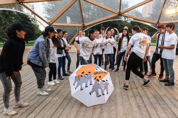 Sputnik подарил детям из шоу Ты супер! Танцы мастер-класс от Тодес - Sputnik Беларусь