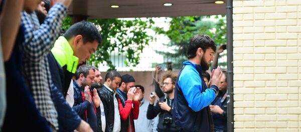 Ситуация у посольства Мьянмы в Москве - Sputnik Беларусь