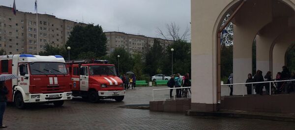 В Ивантеевке подросток открыл стрельбу в школе - Sputnik Беларусь