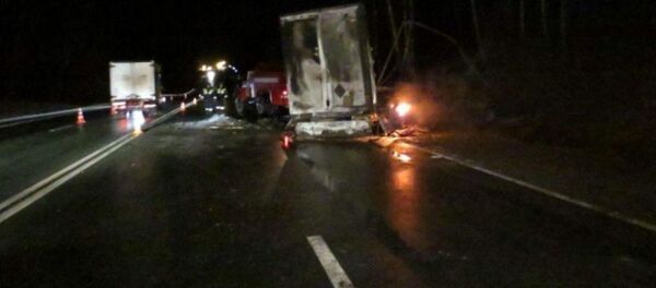 Пять граждан Белоруссии погибли, еще трое пострадали в ДТП в Смоленской области - Sputnik Беларусь