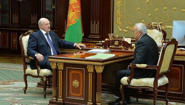 Встреча Александра Лукашенко с председателем совета директоров ООО Табак-инвест Павлом Топузидисом - Sputnik Беларусь