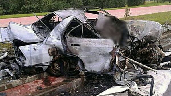 Автомобиль, сгоревший на проспекте Дзержинского - Sputnik Беларусь