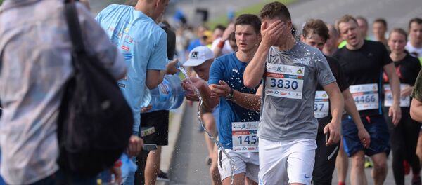 Участники Минского полумарафона - Sputnik Беларусь