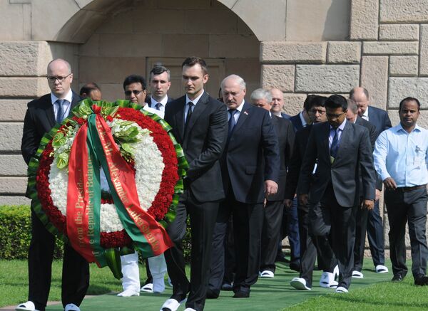 Александр Лукашенко посетил мемориал Радж Гхат - Sputnik Беларусь