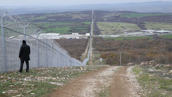 Ограждения на болгарско-турецкой границе возле пограничного контрольно-пропускного пункта Лесово, Болгария - Sputnik Беларусь