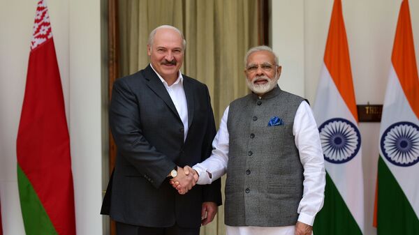 Президент Беларуси Александр Лукашенко и премьер-министр Индии Нарендра Моди - Sputnik Беларусь