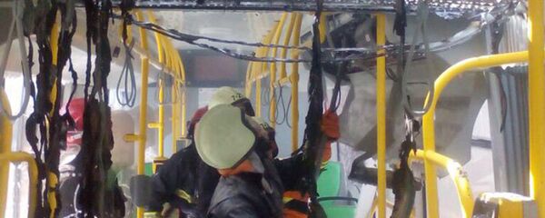 Пожарные в салоне электробуса - Sputnik Беларусь