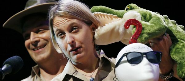 Исследователи Мэттью Роклофф и Нэнси Грир из Австралии получили Шнобелевскую премию - Sputnik Беларусь