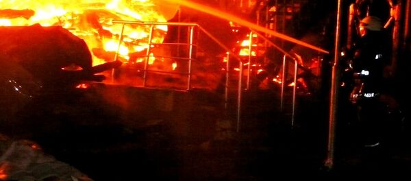 Украинские спасатели ликвидируют пожар в детском лагере Виктория в Одессе - Sputnik Беларусь