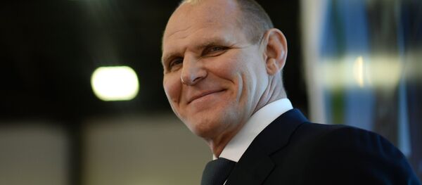 Трехкратный Олимпийский чемпион по греко-римской борьбе, депутат Государственной Думы РФ Александр Карелин - Sputnik Беларусь