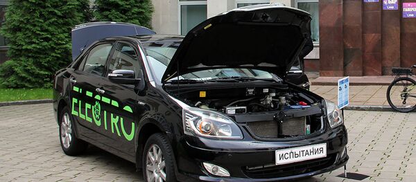 Белорусский электромобиль: восемьдесят километров без подзарядки - Sputnik Беларусь