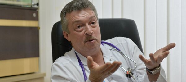 Загадчык прыёмнага аддзялення 3-й дзіцячай бальніцы Мінска Дзмітрый Часноў Загадчык прыёмнага аддзялення 3-й дзіцячай бальніцы Мінска Дзмітрый Часноў - Sputnik Беларусь
