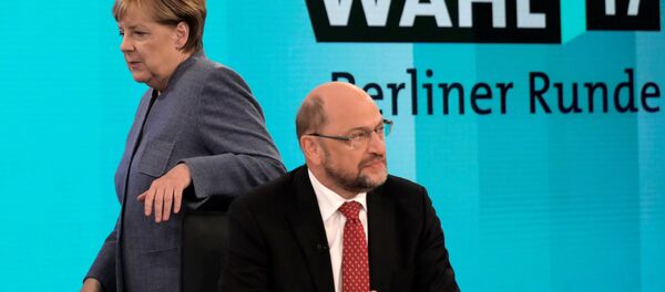 Канцлер Германии Ангела Меркель и лидер СДПГ Мартин Шульц - Sputnik Беларусь