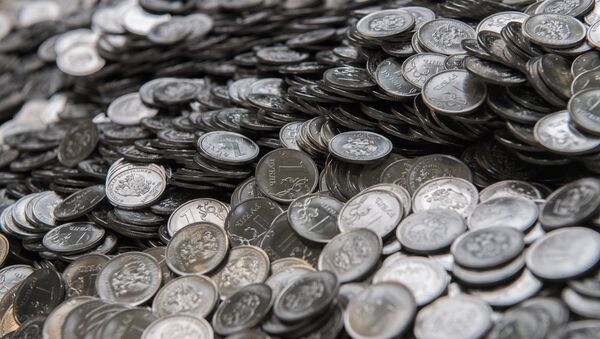 Российский монеты номиналом один рубль, архивное фото - Sputnik Беларусь