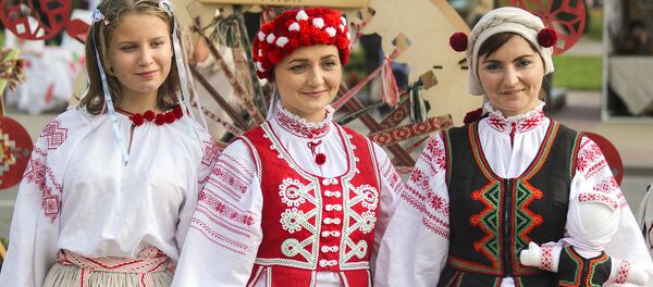 Слуцкія паясы-2017 Слуцкія паясы-2017 - Sputnik Беларусь