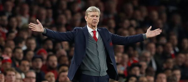 Главный тренер лондонского Арсенала Арсен Венгер Главный тренер лондонского Арсенала Арсен Венгер - Sputnik Беларусь