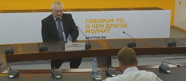 Расійскі навуковец Мікалай Гевак у ММПЦ Sputnik Расійскі навуковец Мікалай Гевак у ММПЦ Sputnik - Sputnik Беларусь