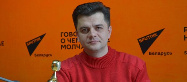 Начальнік аддзела па надзвычайных сітуацыях і вышуку Беларускага таварыства Чырвонага Крыжа Дзмітрый Русакоў - Sputnik Беларусь