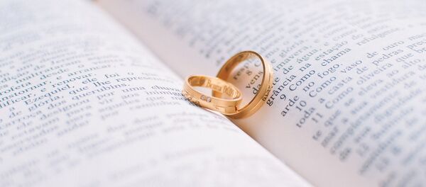 Обручальные кольца, архивное фото - Sputnik Беларусь