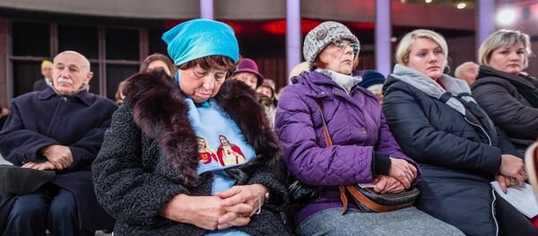 На мессе в Варшаве - Sputnik Беларусь