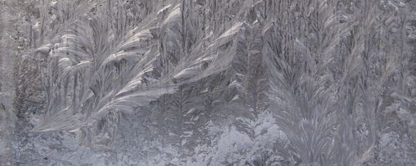 Марозныя ўзоры на шкле Марозныя ўзоры на шкле - Sputnik Беларусь