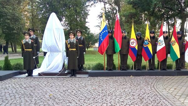 Открытие памятника Симону Боливару в Минске - Sputnik Беларусь