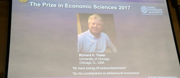Экономист Ричард Талер получил Нобелевскую премию по экономике - Sputnik Беларусь