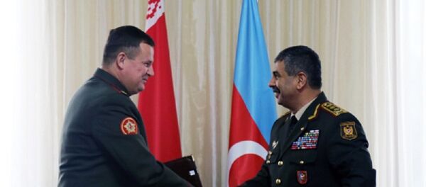 Главы Минобороны Беларуси и Азербайджана Андрей Равков и Закир Гасанов - Sputnik Беларусь
