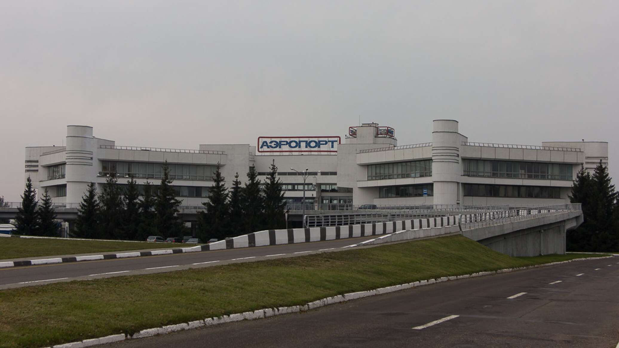 Aeroport брест. брест (аэропорт, белоруссия). старый аэропорт брест. аэропорт брест беларусь. аэропорт белоруссии изнутри.