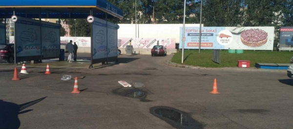 ДТП на заправке по проспекту Дзержинского - Sputnik Беларусь