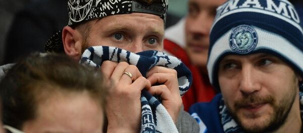 Заўзятары хакейнага клуба Дынама-Мінск Заўзятары хакейнага клуба Дынама-Мінск - Sputnik Беларусь