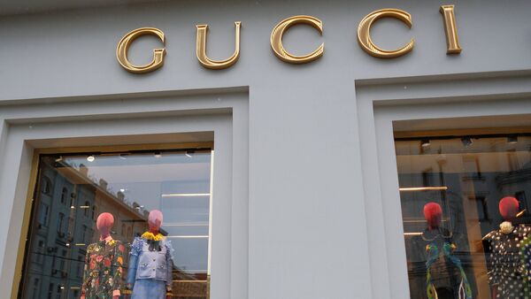 Буцік Gucci у Маскве - Sputnik Беларусь
