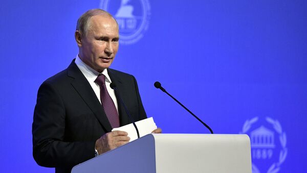 Президент РФ Владимир Путин выступает на церемонии открытия 137-й Ассамблеи Межпарламентского союза - Sputnik Беларусь