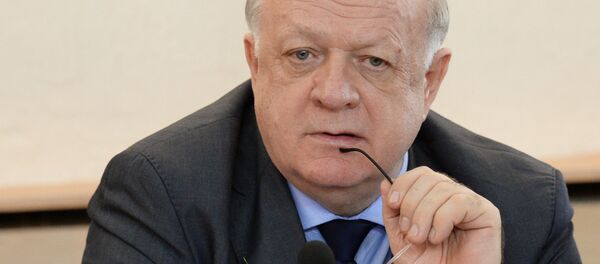 Председатель комиссии Государственной Думы РФ по депутатской этике Виктор Заварзин - Sputnik Беларусь