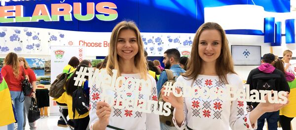 Белорусский стенд на Всемирном фестивале молодежи и студентов (ВМФС) в Сочи - Sputnik Беларусь