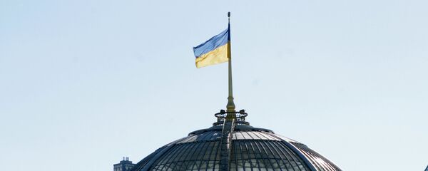Флаг на крыше Верховной рады Украины в Киеве Флаг на крыше Верховной рады Украины в Киеве - Sputnik Беларусь