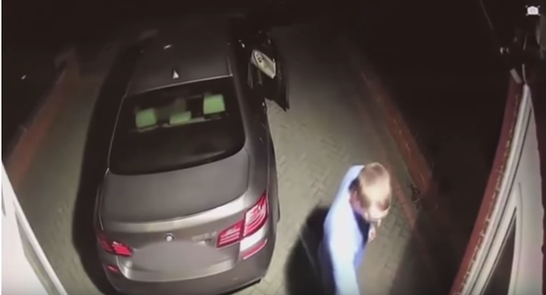 BMW стоимостью 50 тысяч долларов угнали за несколько секунд - Sputnik Беларусь