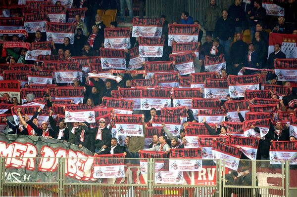 Внушительная армия болельщиков немецкого клуба  - Sputnik Беларусь