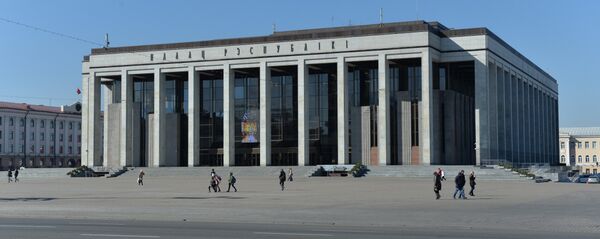 Палац Рэспублікі і Кастрычніцкая плошча Палац Рэспублікі і Кастрычніцкая плошча - Sputnik Беларусь