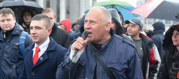 Марш возглавляет Николай Статкевич - Sputnik Беларусь