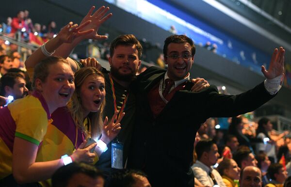 Участники церемонии закрытия XIX ВФМС Участники церемонии закрытия XIX ВФМС - Sputnik Беларусь