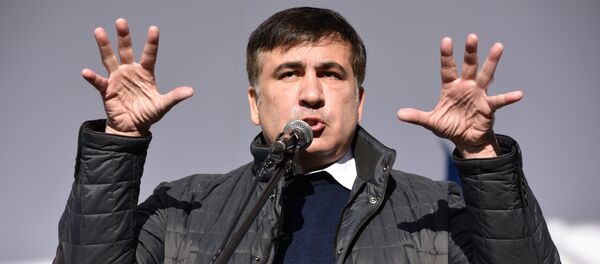 Михаил Саакашвили выступает на вече у здания Верховной рады в Киеве - Sputnik Беларусь