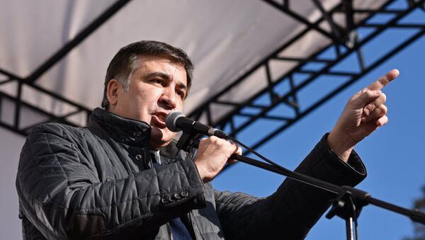 Михаил Саакашвили выступает на вече у здания Верховной рады в Киеве - Sputnik Беларусь