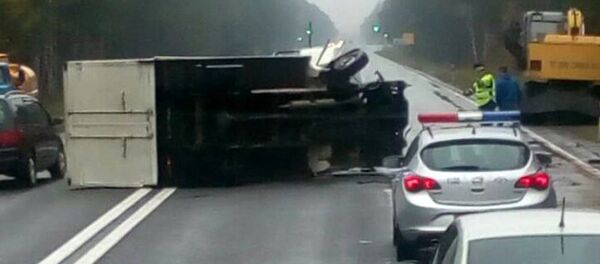 Авария на трассе М1 - Sputnik Беларусь