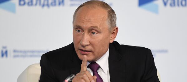 Владимир Путин на форуме Валдай - Sputnik Беларусь