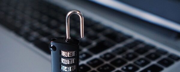 Замок на ноўтбуку - Sputnik Беларусь